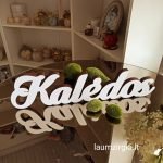 Užrašas "Kalėdos"