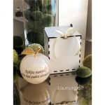 Graviruotas onikso obuolys Krikšto mamytei 11 cm
