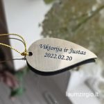 Graviruotas lapelis onikso obuoliui