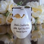 Graviruotas onikso obuoliukas liudininkei 7 cm