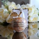 Graviruotas onikso obuoliukas mokytojai 7cm