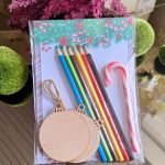 Medinių Kalėdinių žaisliukų rinkinys spalvinimui Nr. 3