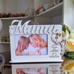 Rėmelis MAMAI su vaiko vardu ir vieta nuotraukai