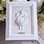 Keraminis angelas rėmelyje „Angelas - saugotojas”