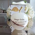 Graviruotas onikso obuolys Tėveliams 9cm