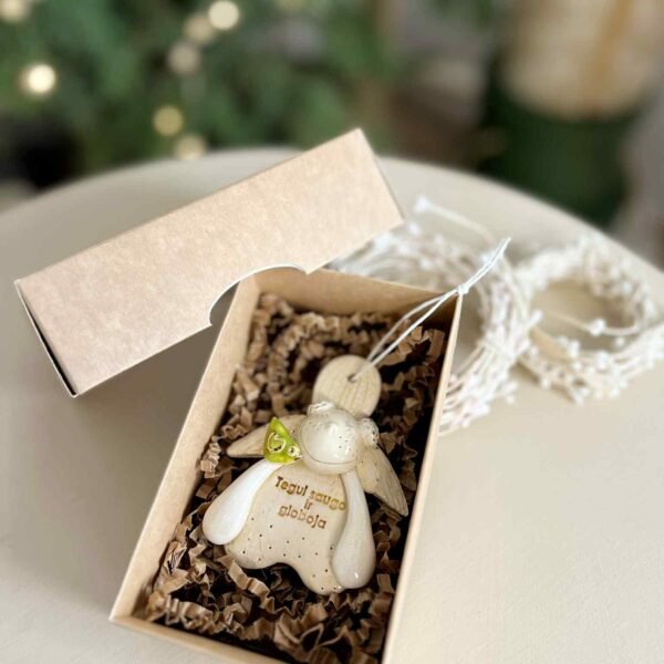 Keraminis angelas dėžutėje "Tegul saugo ir globoja"