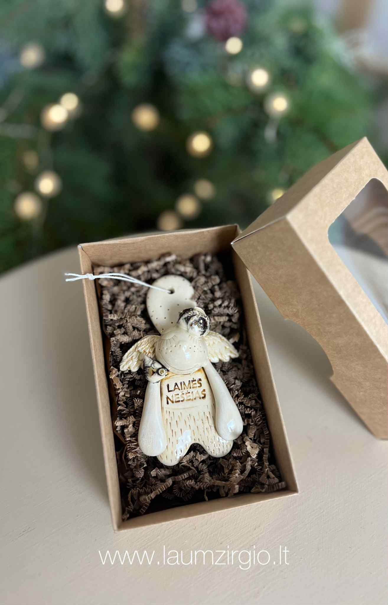 95c9efa7-88d0-4226-b887-777fa03649d1 Keraminis angelas dėžutėje "Laimės nešėjas" - Image 1