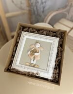 Keraminis angelas rėmelyje „Angelas sargas”