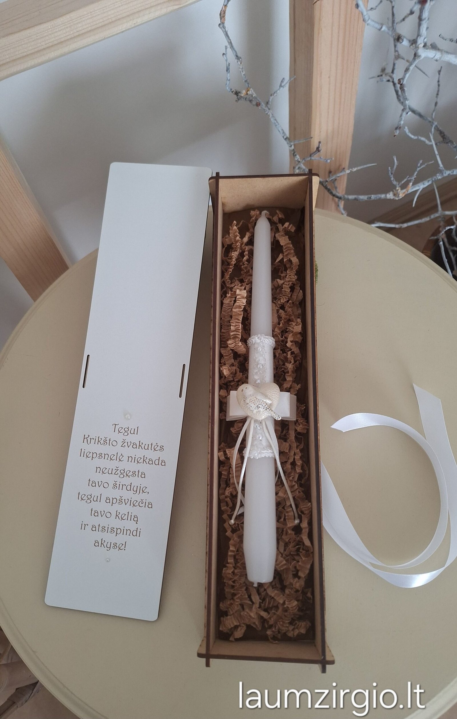 inbound580716869817171707 Krikšto žvakė su dėžute - Image 1