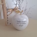 Graviruotas onikso obuoliukas krikšto tėvams 12cm