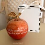Graviruotas onikso obuolys 9cm Krikšto mamytei